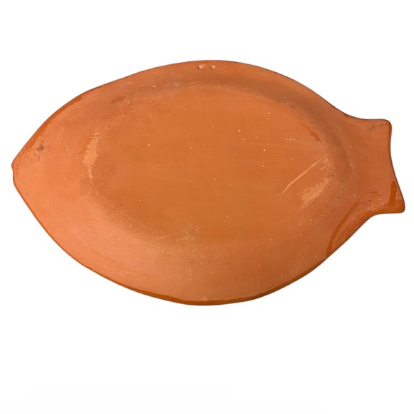 Hand-painted Mexican Clay Redware Fish Platter/Wall Hanging - Picture 6 of 8